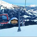 Haus Thussn, Fuer Familien Und Paare Apartman Kirchberg in Tirol