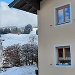 아파트 Haus Thussn, Fuer Familien Und Paare 티롤 키르흐베르크