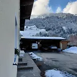 Haus Thussn, Fuer Familien Und Paare アパート