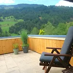 Haus Thussn, Fuer Familien Und Paare 티롤 키르흐베르크