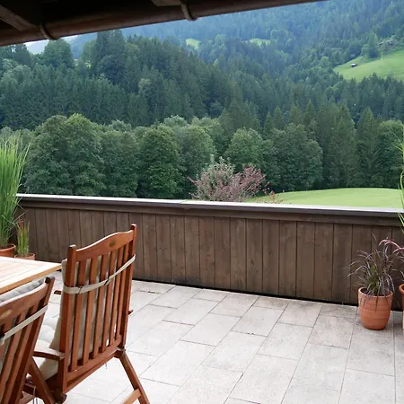 Thuss'n: Family-friendly Alpine Retreat *