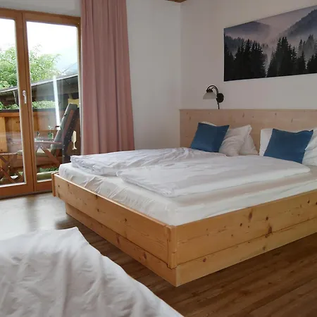 Apartment Thuss'n: Family-friendly Alpine Retreat *
