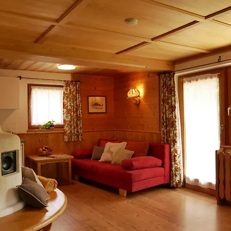 Haus Thussn, Fuer Familien Und Paare كيرشبرغ ان تيرول