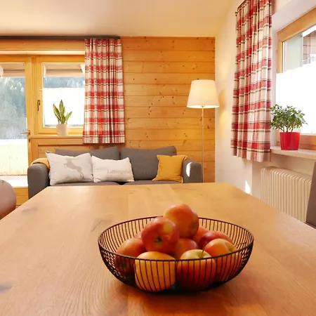 Apartment Thuss'n: Family-friendly Alpine Retreat Kirchberg in Tirol